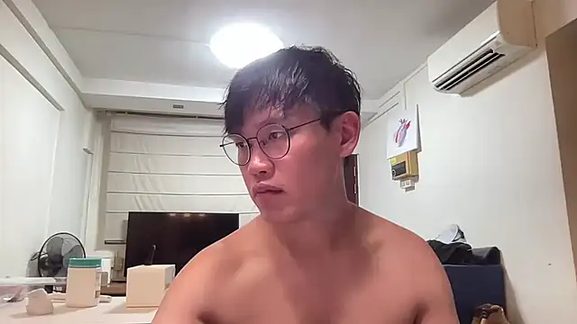 Passionatetwink2 online show from 07-21-26, 11:23
