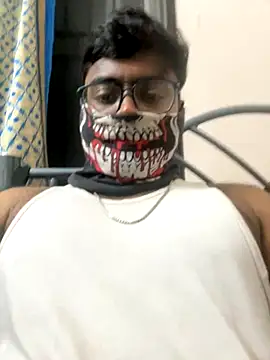 DJLOVE280825 online show from 12-18-25, 11:22