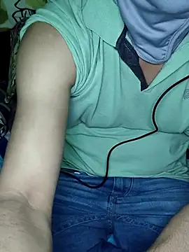 Snapshot of chocolate_alone chatting on 09-23-25, 07:06 chocolate alone online show from 09-23-25, 07:06