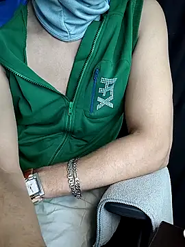 Snapshot of chocolate_alone chatting on 09-30-25, 06:18 chocolate alone online show from 09-30-25, 06:18