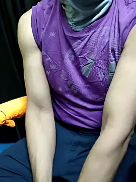 Snapshot of chocolate_alone chatting on 10-11-25, 08:35 chocolate alone online show from 10-11-25, 08:35