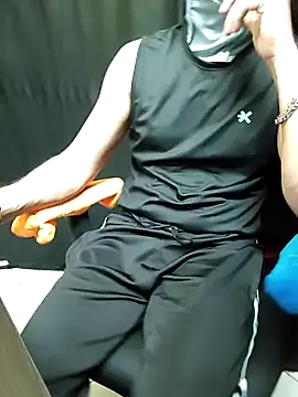 Snapshot of chocolate_alone chatting on 10-13-25, 07:19 chocolate alone online show from 10-13-25, 07:19