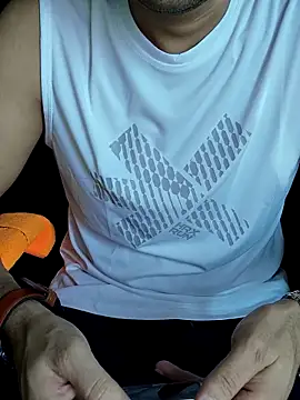 Snapshot of chocolate_alone chatting on 10-14-25, 07:09 chocolate alone online show from 10-14-25, 07:09