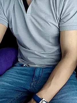 Snapshot of chocolate_alone chatting on 10-30-25, 06:04 chocolate alone online show from 10-30-25, 06:04