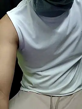 Snapshot of chocolate_alone chatting on 11-04-25, 07:07 chocolate alone online show from 11-04-25, 07:07