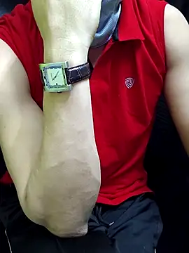 Snapshot of chocolate_alone chatting on 11-13-25, 07:51 chocolate alone online show from 11-13-25, 07:51