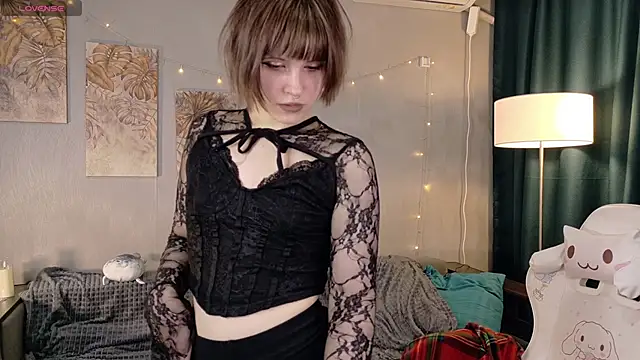 Snapshot of KikiMoor chatting on 02-26-26, 10:03 KikiMoor online show from 02-26-26, 10:03