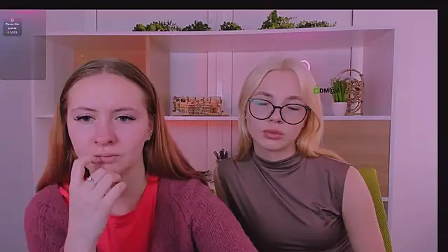 mila glow1 online show from 10-16-25, 09:10