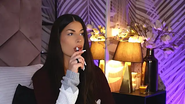 EvaRhea online show from 11-25-25, 03:50