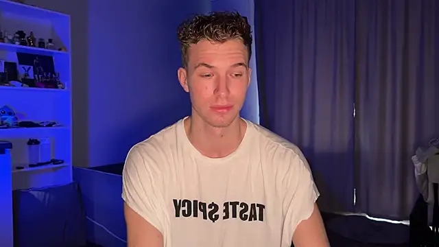 yoursaotome online show from 09-18-25, 09:44