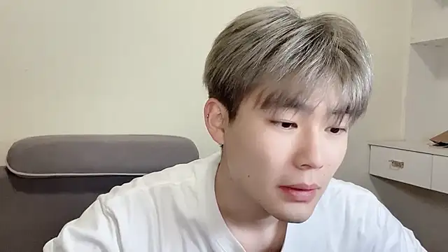 xiaoyang5200 online show from 01-13-26, 03:06