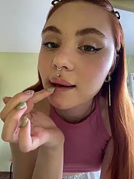 LunaMillie online show from 04-02-26, 10:13