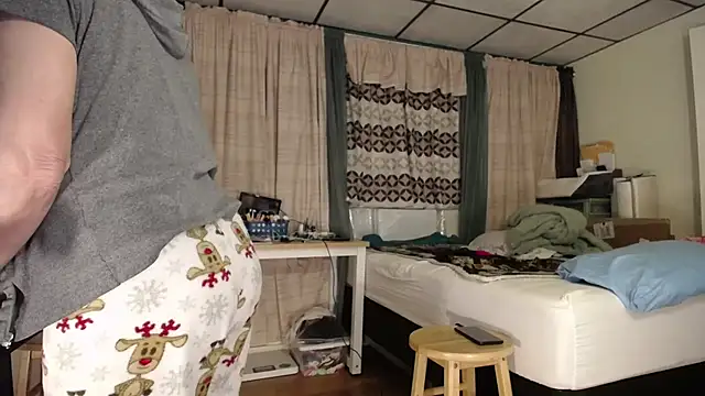 Snapshot of ANALTRAINING4U2 chatting on 03-05-25, 02:36 ANALTRAINING4U2 online show from 03-05-25, 02:36