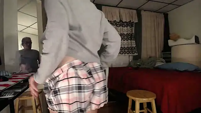 Snapshot of ANALTRAINING4U2 chatting on 03-16-25, 04:09 ANALTRAINING4U2 online show from 03-16-25, 04:09