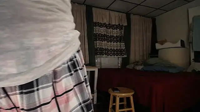 Snapshot of ANALTRAINING4U2 chatting on 03-17-25, 03:36 ANALTRAINING4U2 online show from 03-17-25, 03:36