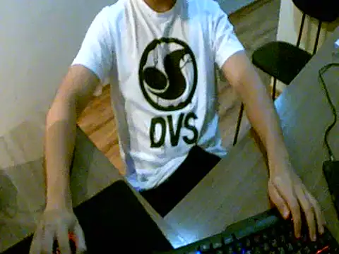 Snapshot of Novinhopirocudo07 chatting on 06-24-26, 03:49 Novinhopirocudo07 online show from 06-24-26, 03:49