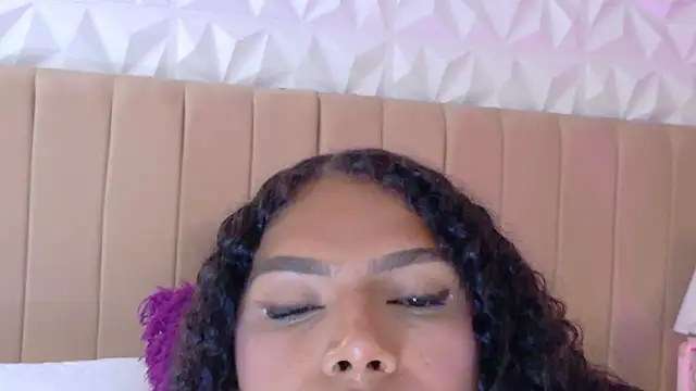 Snapshot of bunny_nicolle chatting on 07-07-26, 07:18 bunny nicolle online show from 07-07-26, 07:18