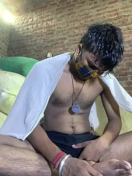 Snapshot of uniquesexyboy5689 chatting on 06-28-26, 10:21 uniquesexyboy5689 online show from 06-28-26, 10:21