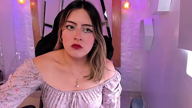 Snapshot of Jenny_Wolridge_ chatting on 09-16-25, 08:10 Jenny Wolridge online show from 09-16-25, 08:10