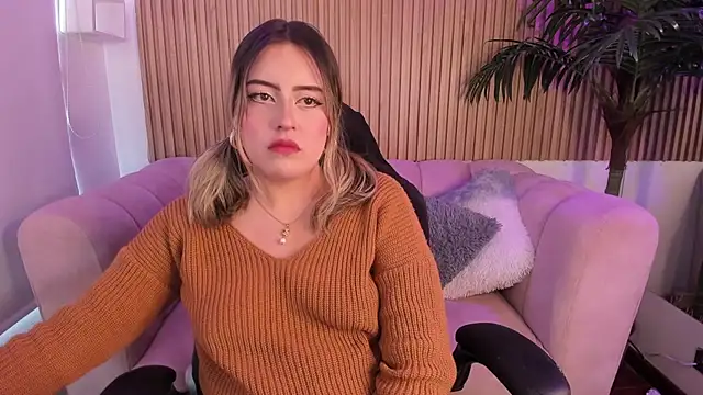 Snapshot of Jenny_Wolridge_ chatting on 09-24-25, 03:48 Jenny Wolridge online show from 09-24-25, 03:48