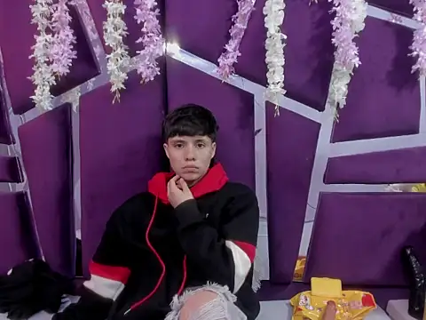 Bruno Cruzz online show from 12-19-25, 02:51