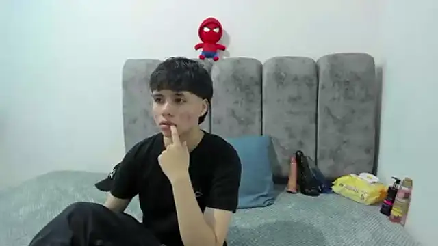 Bruno Cruzz online show from 03-26-26, 02:39