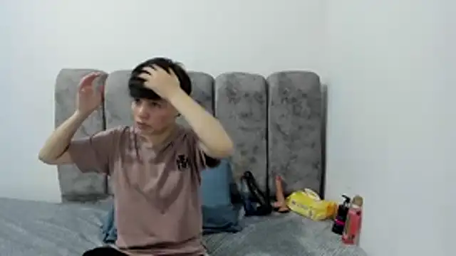 Bruno Cruzz online show from 03-27-26, 02:39