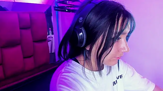 sophiievv online show from 04-30-26, 05:08