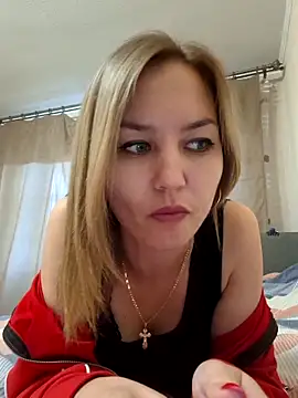 Snapshot of VeroLoverx chatting on 10-01-25, 01:39 VeroLoverx online show from 10-01-25, 01:39