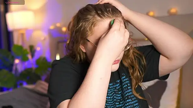 Snapshot of Alissa_S chatting on 12-05-24, 12:44 Alissa S online show from 12-05-24, 12:44