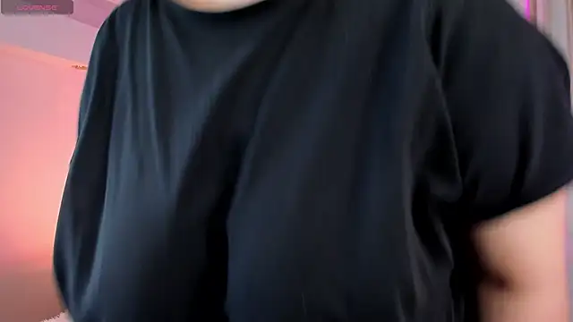 Snapshot of Alissa_S chatting on 11-06-25, 04:30 Alissa S online show from 11-06-25, 04:30