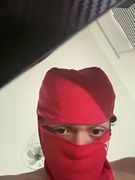 Snapshot of lionr0660 chatting on 10-25-25, 07:30 lionr0660 online show from 10-25-25, 07:30