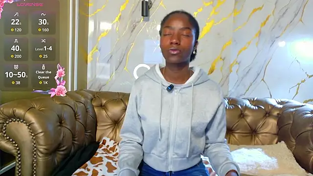 Snapshot of katia_green1 chatting on 02-27-26, 12:27 katia green1 online show from 02-27-26, 12:27