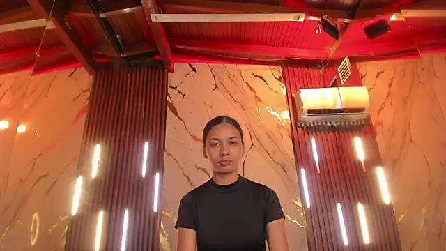 VictoriaDuart online show from 03-06-26, 08:27