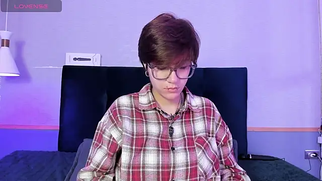 Tsuki Maru online show from 03-06-26, 09:00