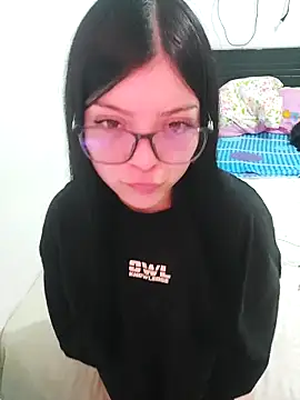 Snapshot of LunaJacobs chatting on 03-02-26, 10:05 LunaJacobs online show from 03-02-26, 10:05