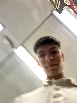 Snapshot of Luck__090 chatting on 09-11-25, 12:00 Luck 090 online show from 09-11-25, 12:00