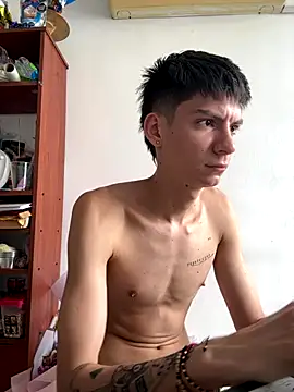 Snapshot of Luck__090 chatting on 09-25-25, 05:05 Luck 090 online show from 09-25-25, 05:05