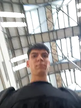 Snapshot of Luck__090 chatting on 09-26-25, 05:28 Luck 090 online show from 09-26-25, 05:28