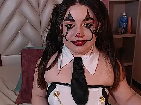 Vicluxxx online show from 10-31-25, 02:29