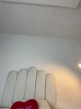 Soe Love online show from 02-27-26, 10:54