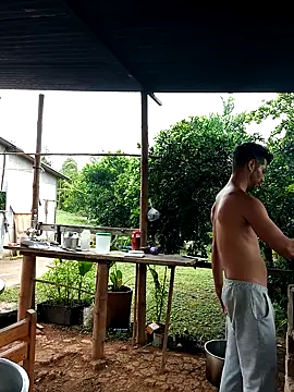 Snapshot of AlphaAlterX chatting on 09-30-25, 12:43 AlphaAlterX online show from 09-30-25, 12:43