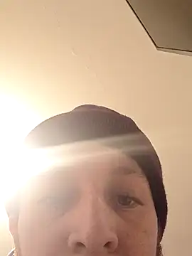 Snapshot of HotRolo chatting on 10-28-25, 07:34 HotRolo online show from 10-28-25, 07:34