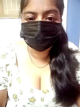 Snapshot of Reshma-Rani chatting on 09-24-25, 08:23 Reshma-Rani online show from 09-24-25, 08:23