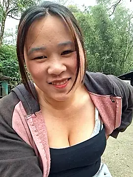 ALIENHR38 online show from 04-24-26, 03:09