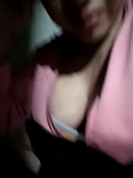 Snapshot of soope-00 chatting on 11-06-25, 09:37 soope-00 online show from 11-06-25, 09:37