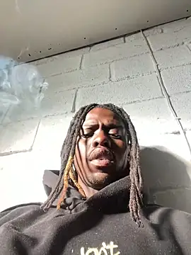 Snapshot of Wuu2now chatting on 10-31-25, 05:08 Wuu2now online show from 10-31-25, 05:08