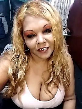 Snapshot of hemilynthomas2467 chatting on 12-19-25, 12:23 hemilynthomas2467 online show from 12-19-25, 12:23