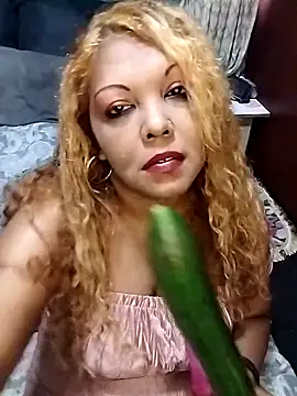 Snapshot of hemilynthomas2467 chatting on 12-21-25, 07:15 hemilynthomas2467 online show from 12-21-25, 07:15