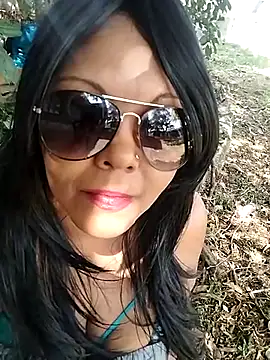 hemilynthomas2467 online show from 03-18-26, 11:35